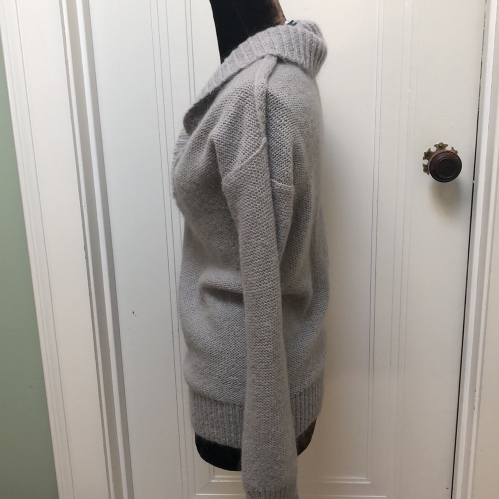 J Crew  Gray Pullover Mohair Blend Sweater M - Picture 4 of 8